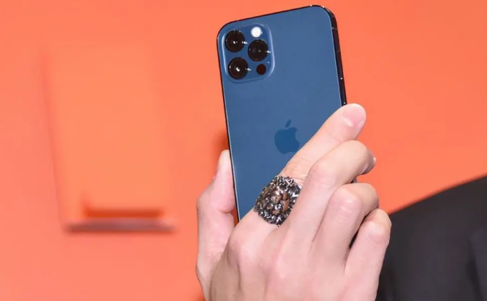 蠡县苹果手机维修分享iPhone12系列重启方法教程 